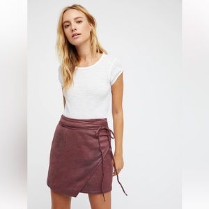Free People Walk On By Vegan Mini Skirt - Size 4 - Burgundy - NWOT